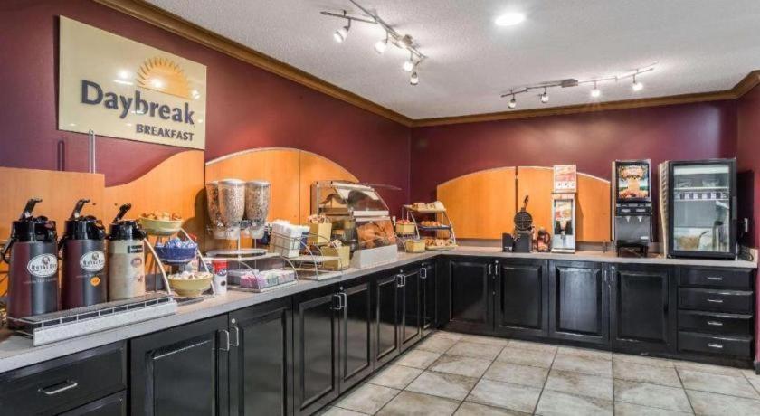 塞尔马温德姆戴斯酒店 Selma 外观 照片